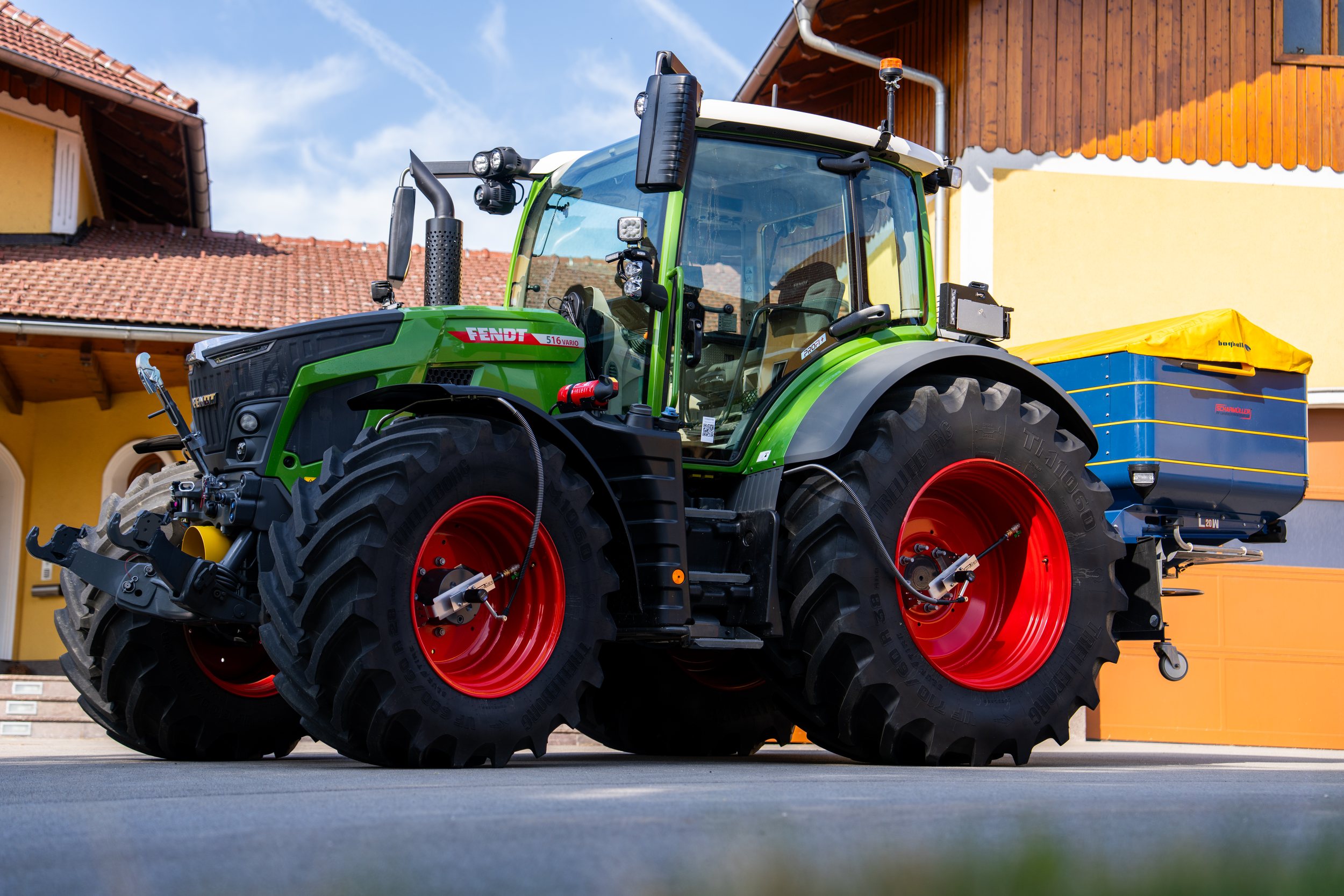 Traktor-Anhänger-Gespann in der Landwirtschaft